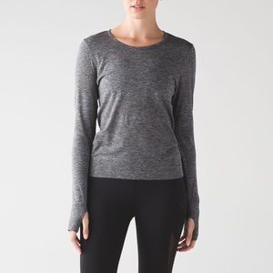Lululemon Heather Gray Breeze By II Long Sleeve Size 6